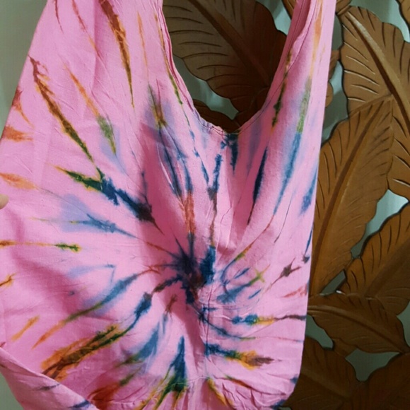 Tie dyed colored sling bag - Picture 3 of 5
